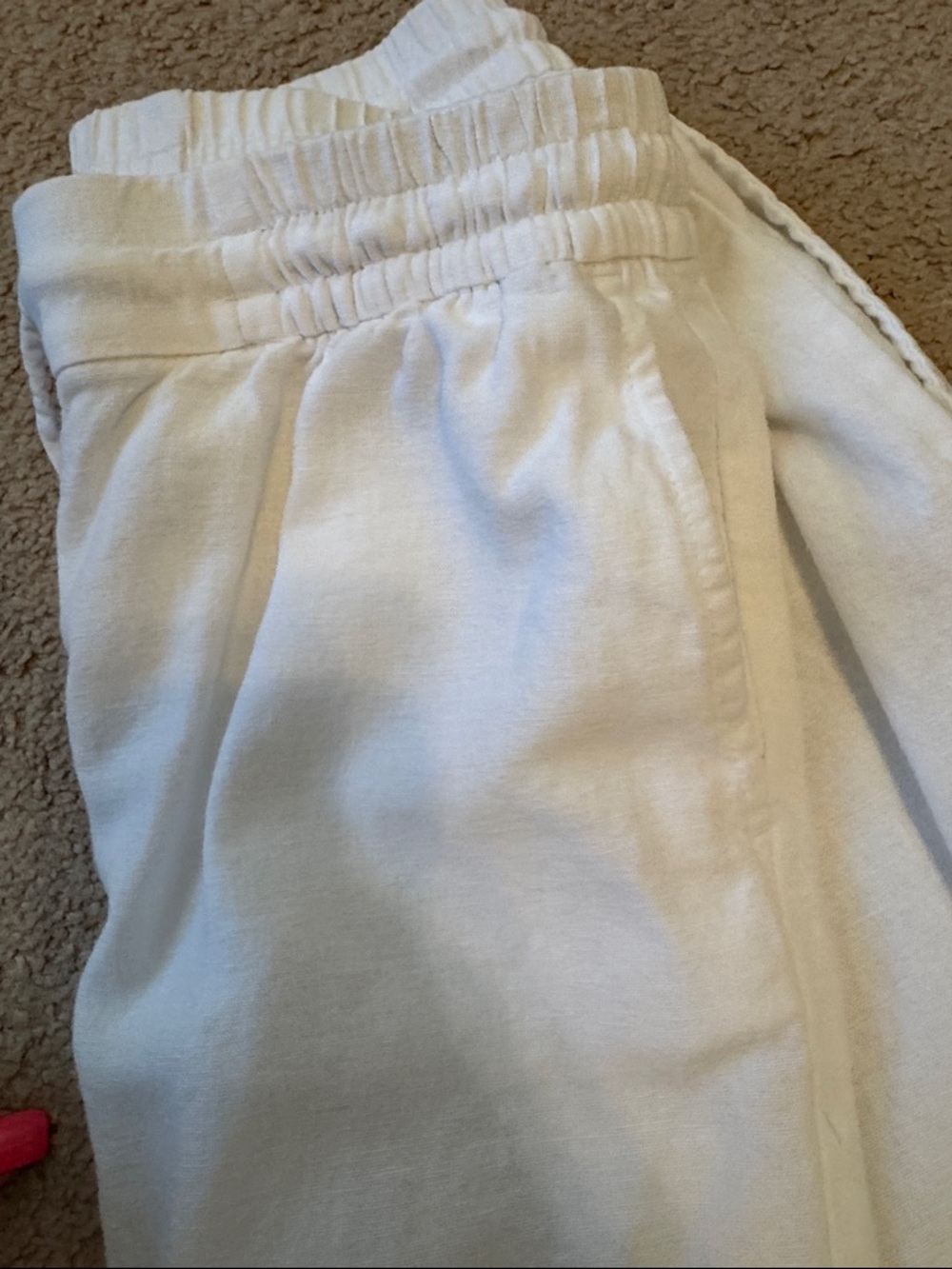 Old Navy White Elastic Waist Pull-On Linen Pants - Picture 4 of 4